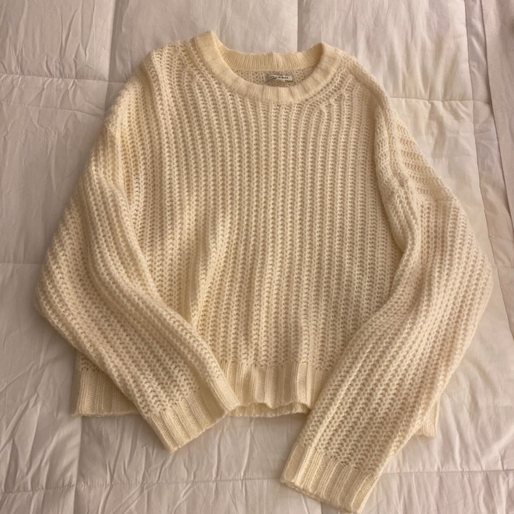American Eagle sweater